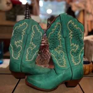 Women’s Dan Post western boots